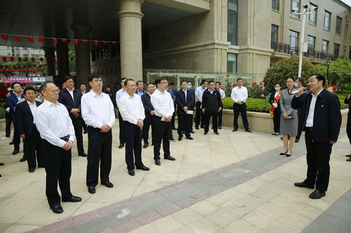 棗莊市召開老舊小區(qū)與棚戶區(qū)改造物業(yè)服務(wù)質(zhì)量提升暨住建領(lǐng)域安全生產(chǎn)工作會議
